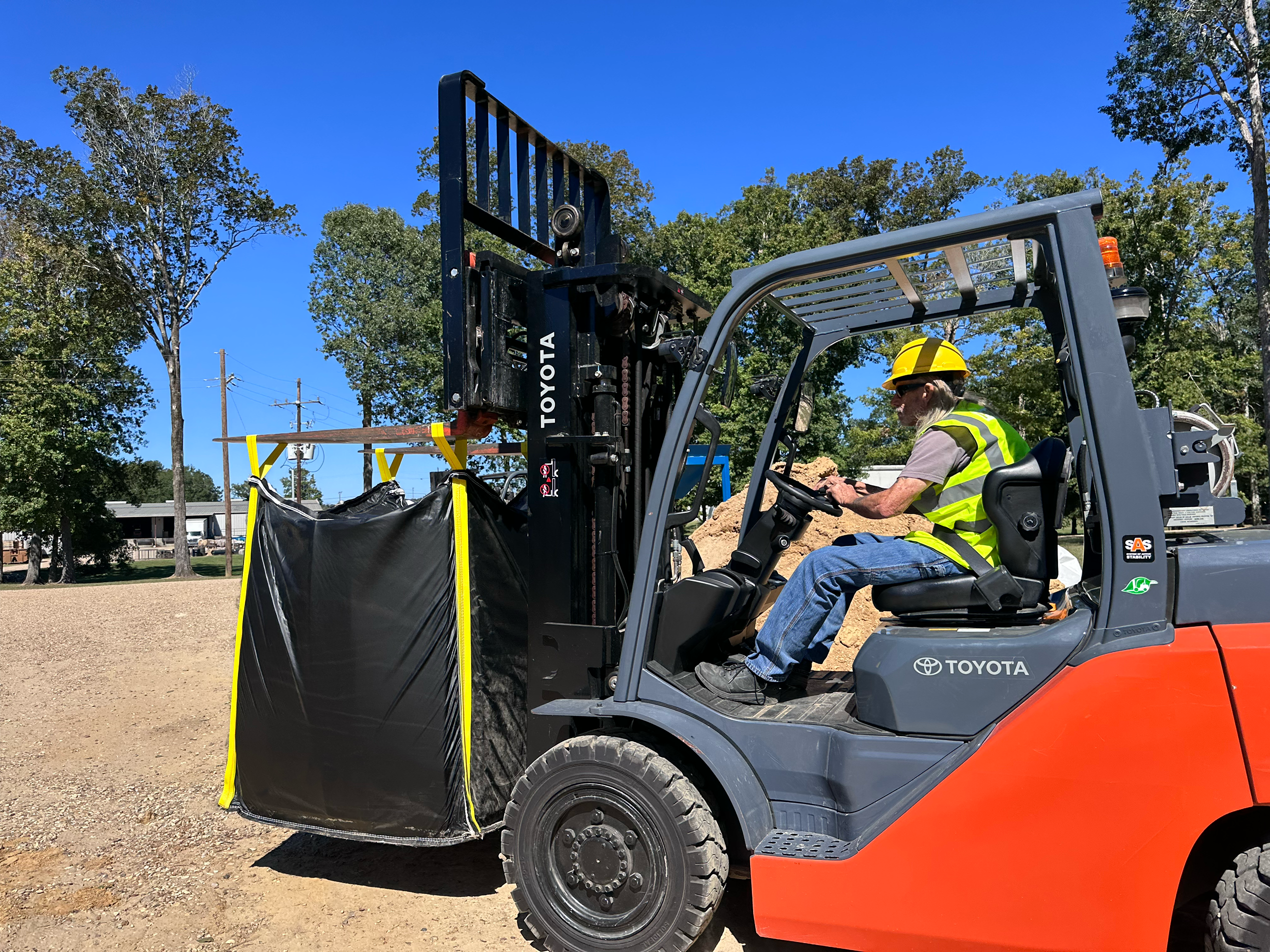 [E] Catalyst Bag- Bag on Forklift