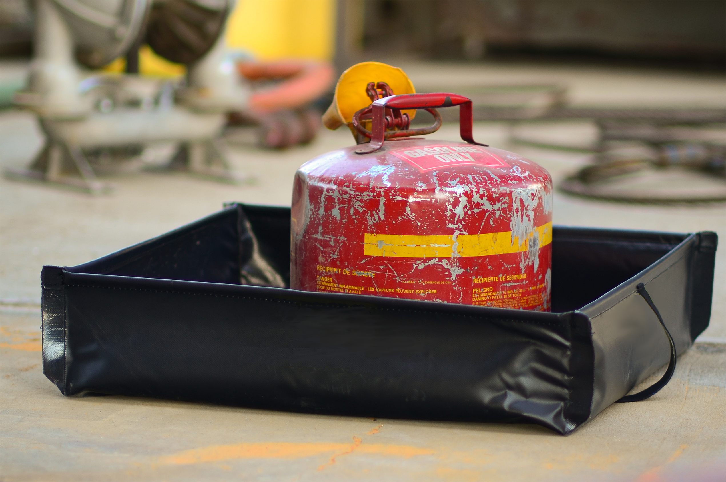 [I] BermPac- Collapsible Berm Under Fuel Tank