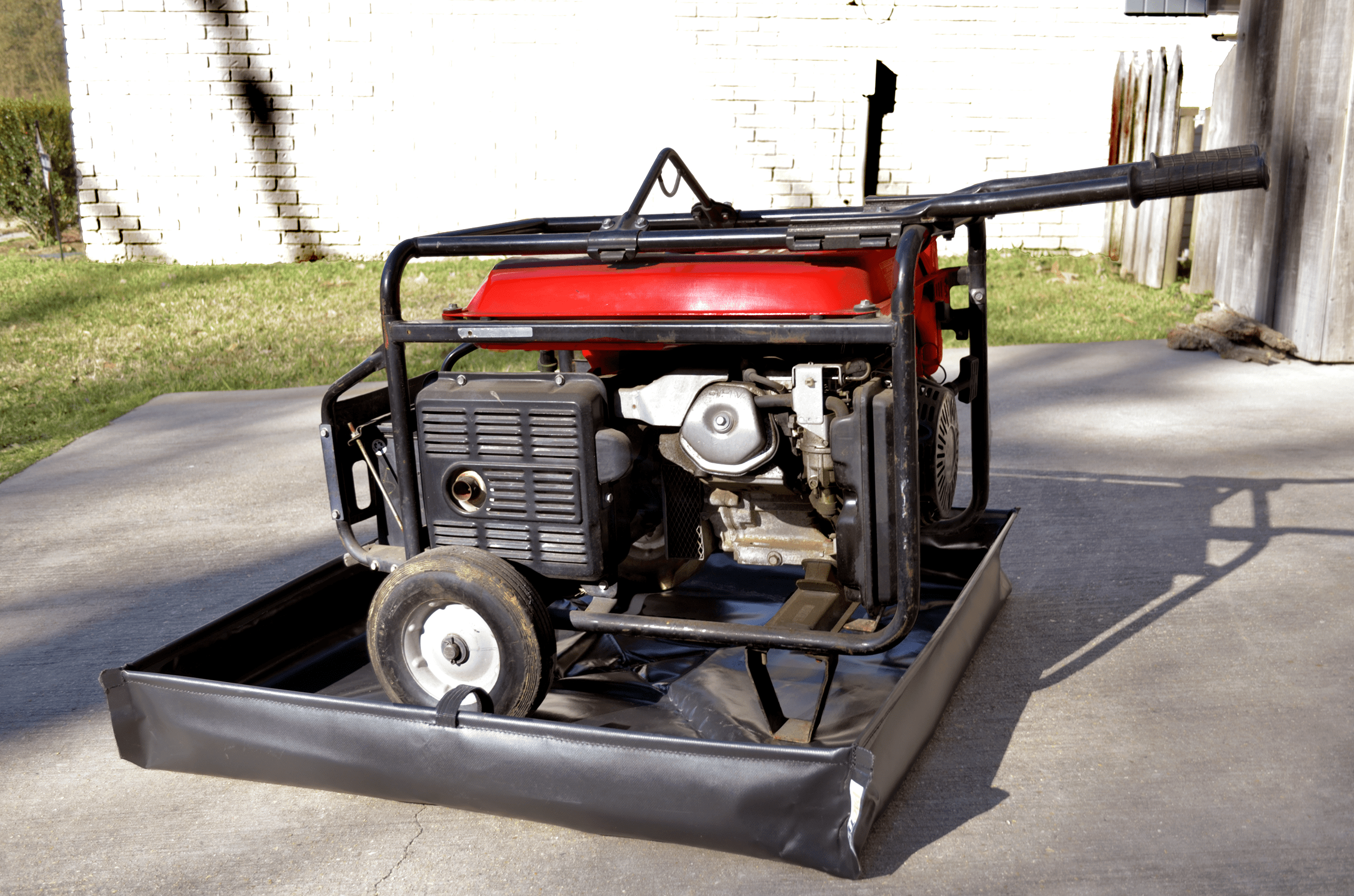 [I] BermPac- Collapsible Berm Under Small Pump