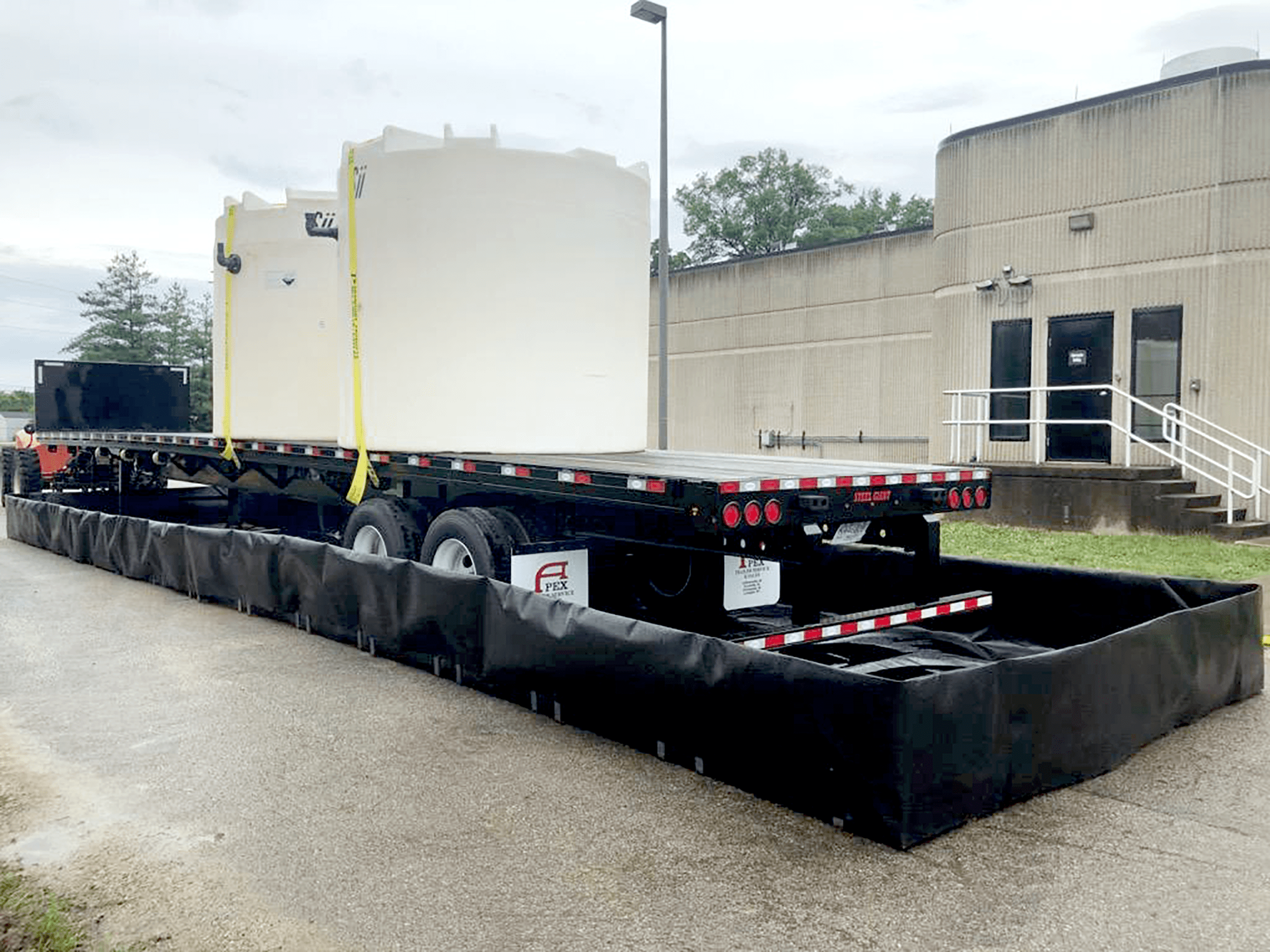 [I] BermPac- Flatbed of Casks on Hurdle Bracket Berm