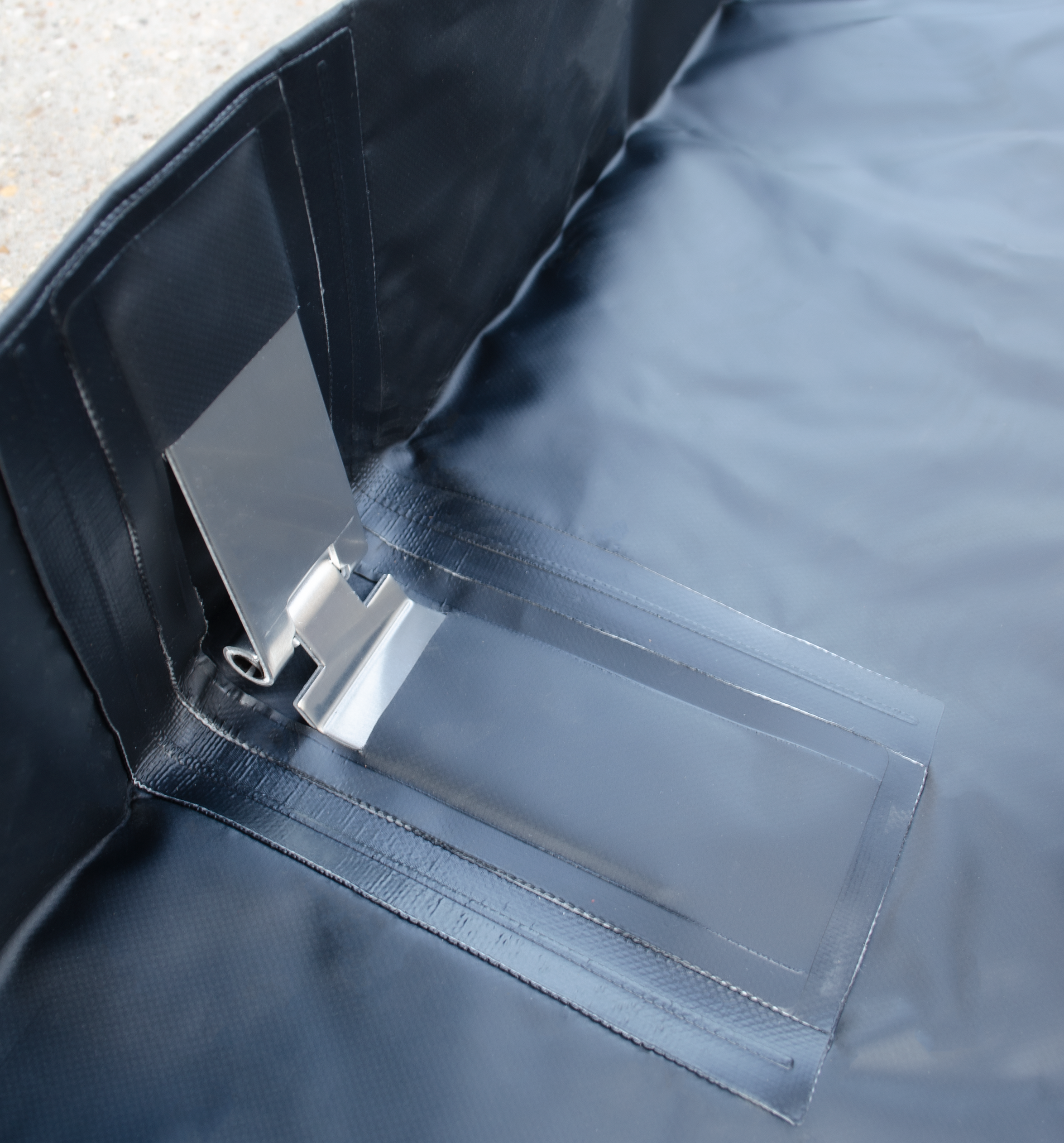 [I] BermPac- Hinge (Close, Cropped)