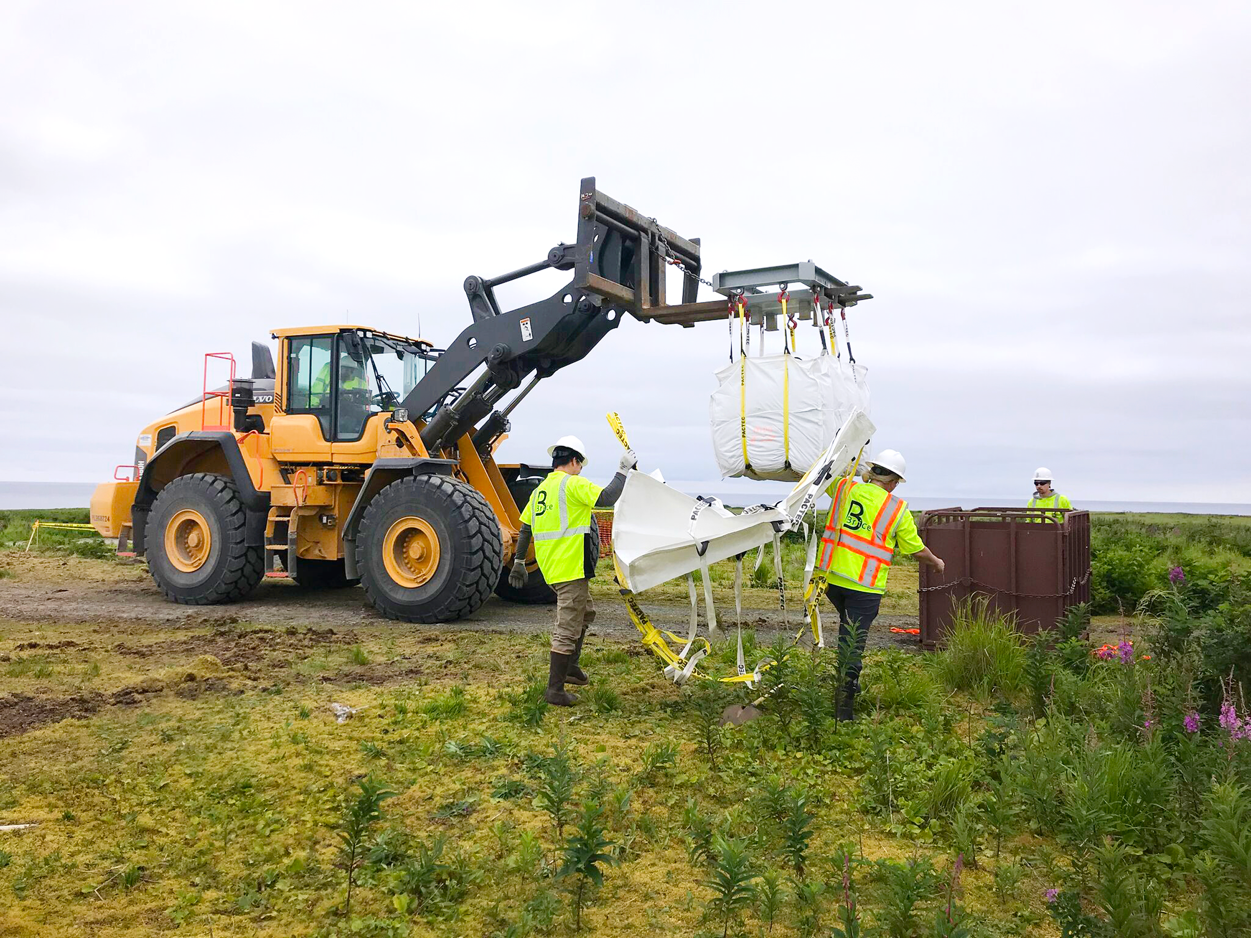 [I] LiftPac- Bringing Fresh Bag to Loading Frame at Bryce Eng Site
