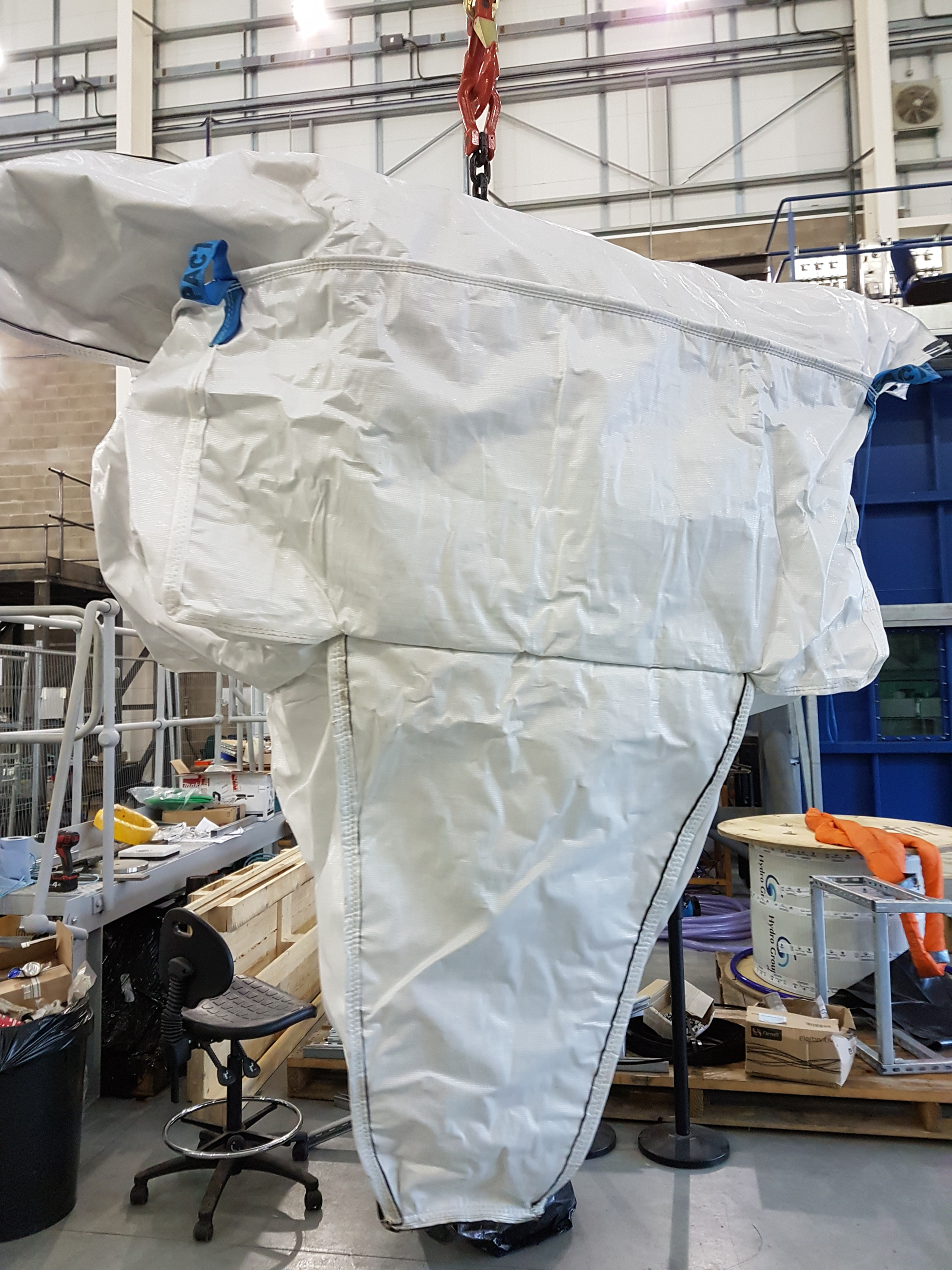 [I] NucPac- Lifting OverPac at Sellafield