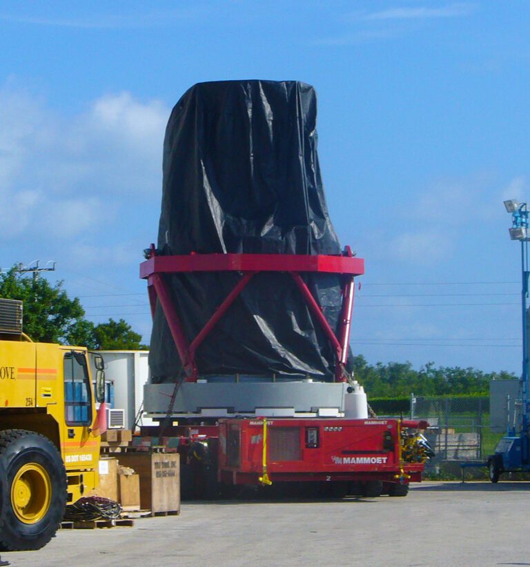 [I] NucPac- Overpac on Mammoet Lift