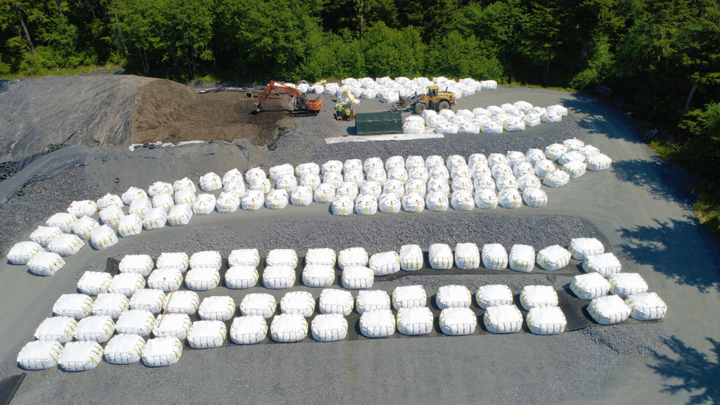 [I]LiftPac- Large Bags at Landfill Site