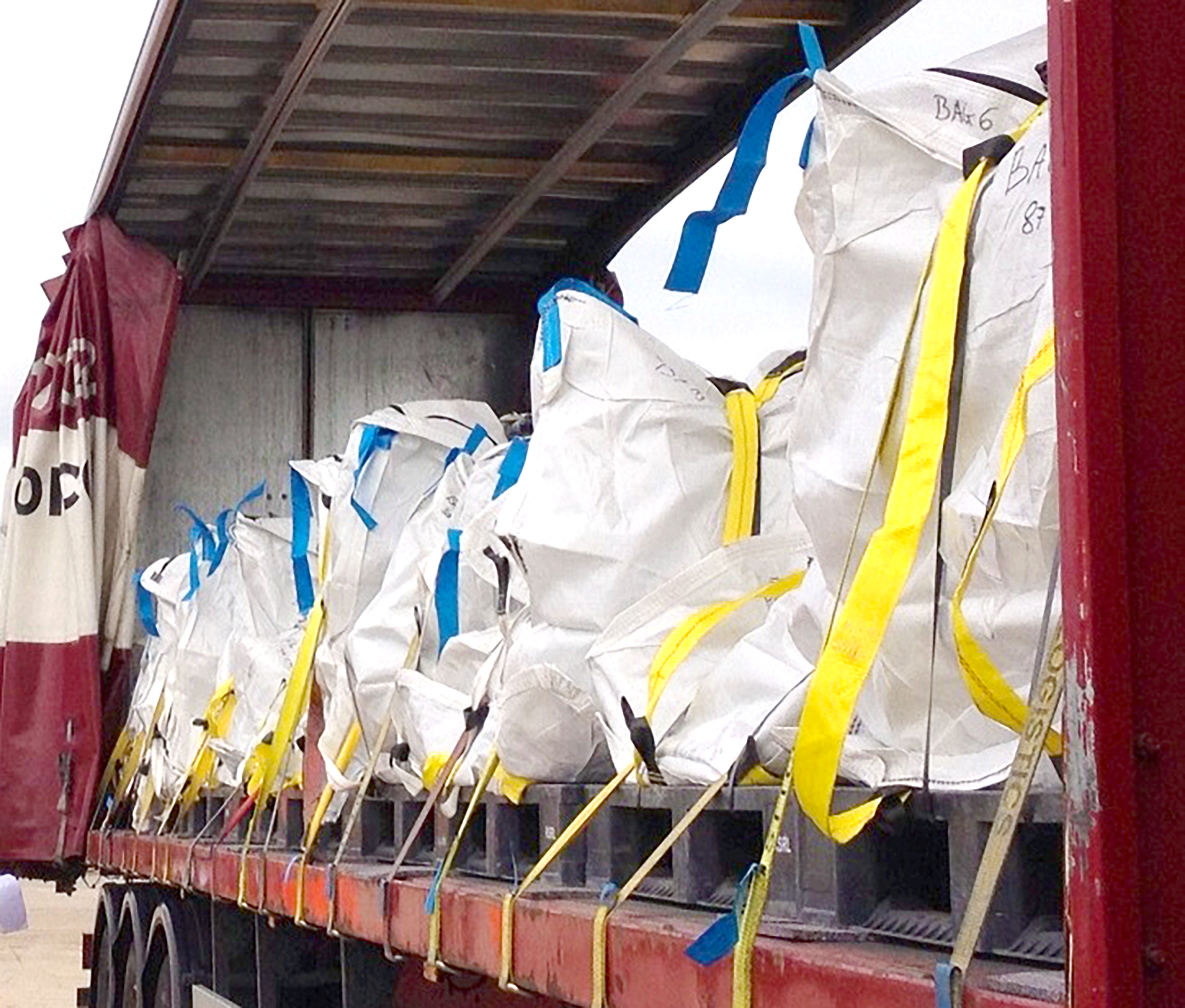 [I]LiftPac- Loaded Bags in Holding Area Checks at Harwell